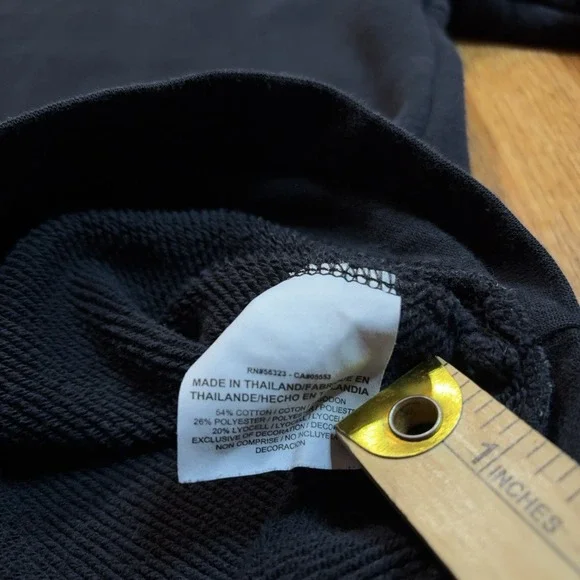 Nike Club Sweatshirt Mens Medium Black‎ Fleece Crew Neck Center Swoosh Logo - Picture 4 of 9